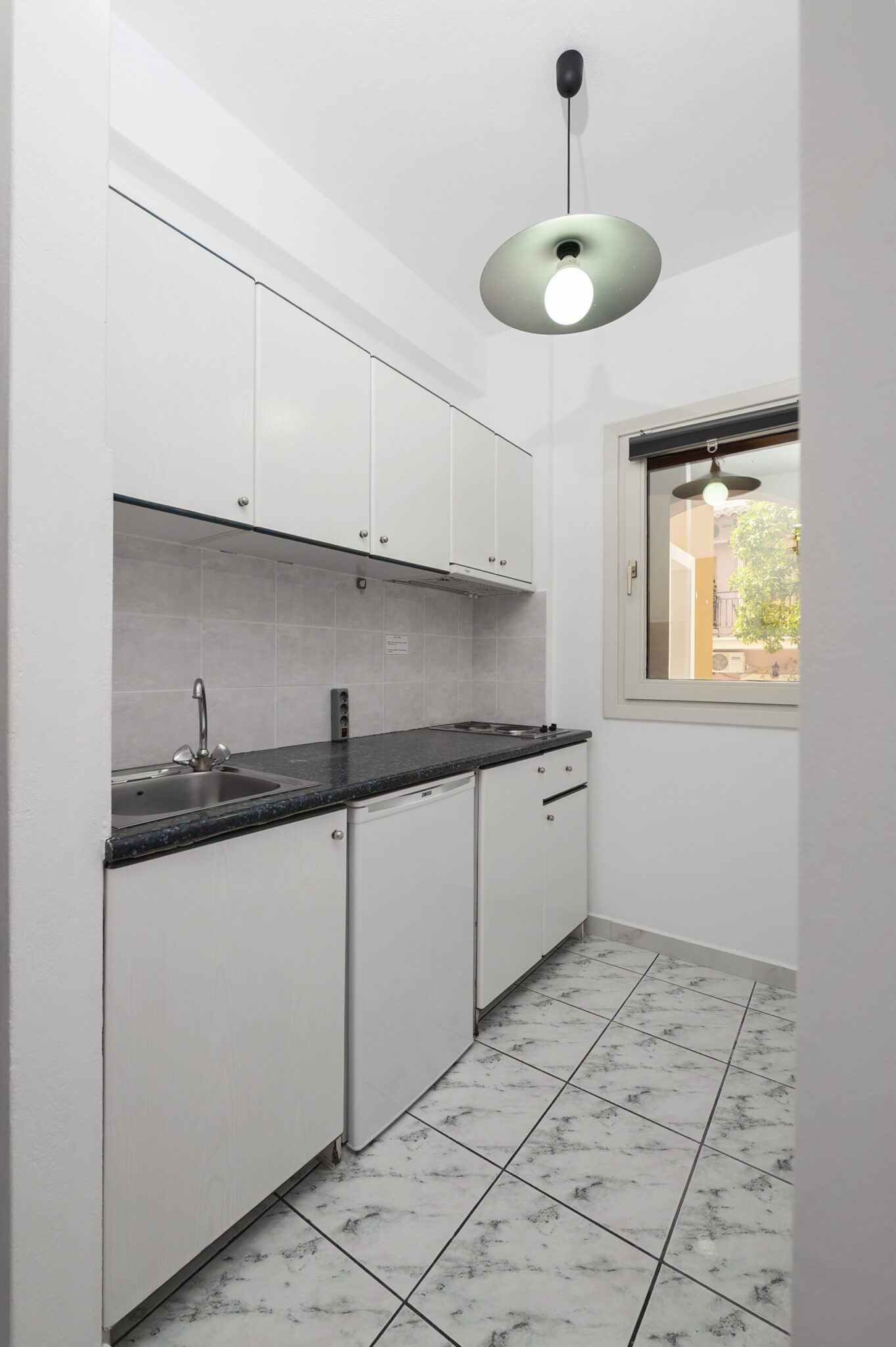 5_Room_2 Astra Kitchen with View