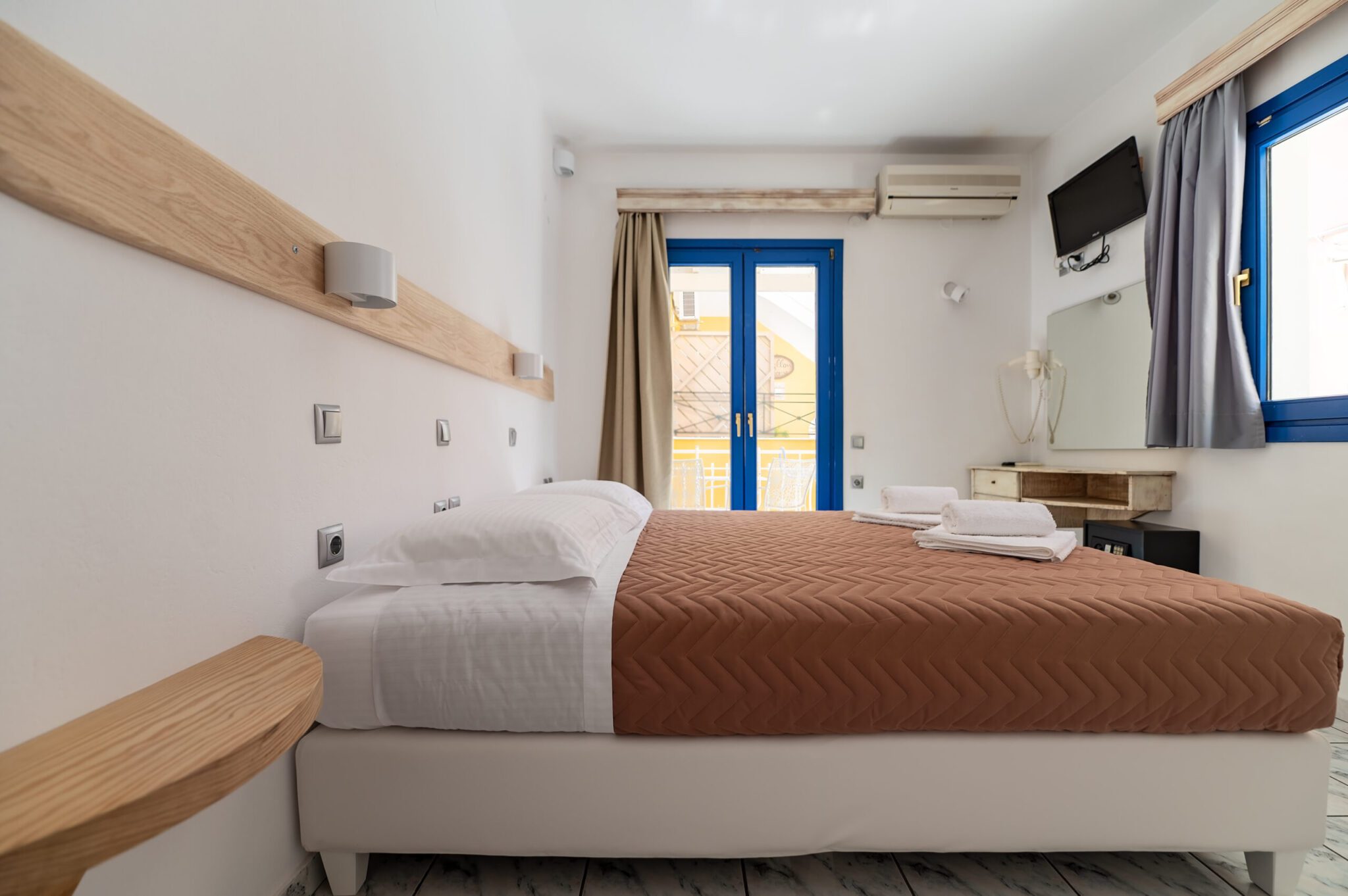 A1_3 Astra Bedroom