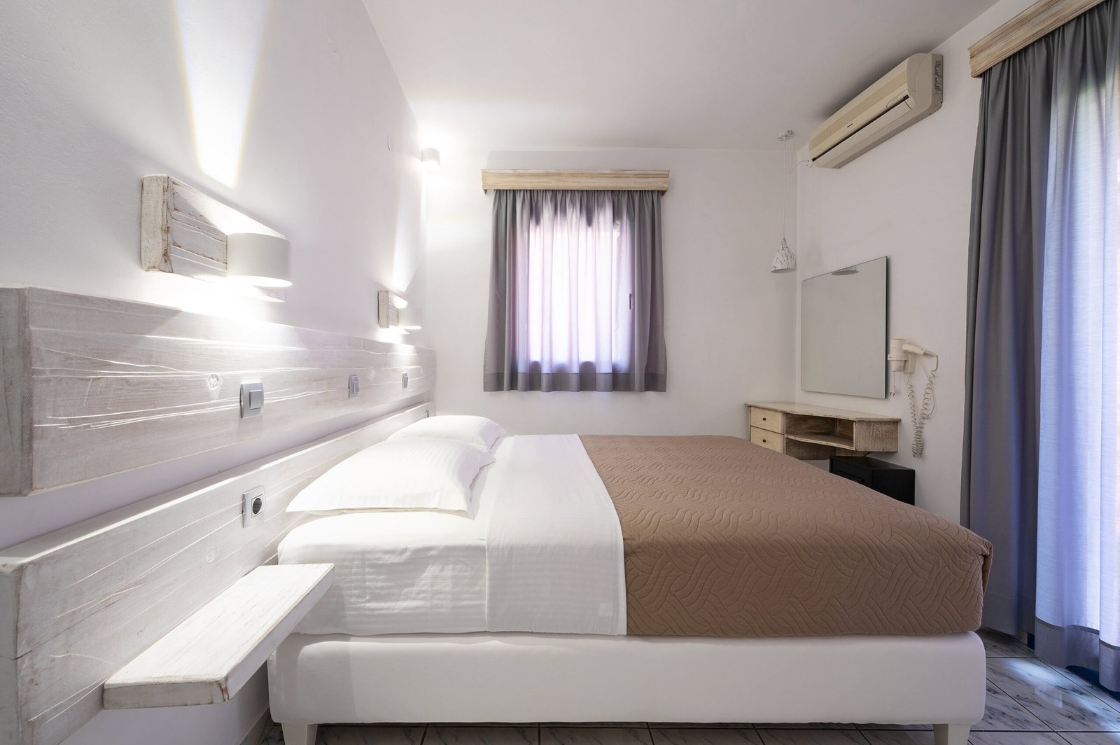 Astra Room 2 bedroom