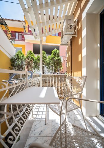 Quiet Studio with Private Balcony 18